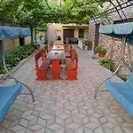 Casa Elena 招待所 多亚马伊