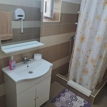 Casa Elena ゲストハウス ドウア・マ