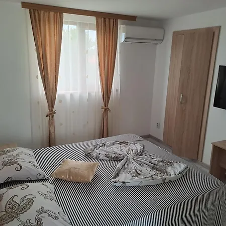Casa Elena 4*