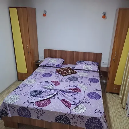 Casa Elena * Două Mai