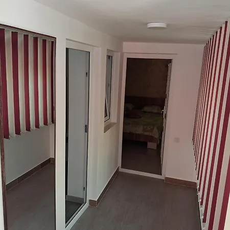 Casa Elena Două Mai