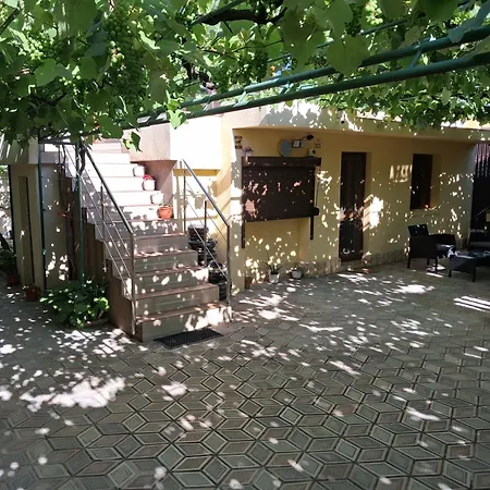 Casa Elena *