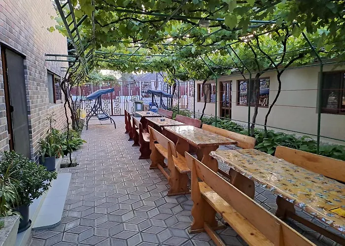 Gasthuis Casa Elena Două Mai