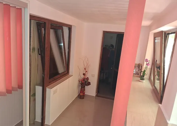 Casa Elena 4* Două Mai