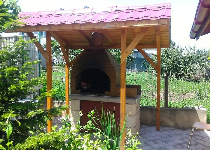 Gasthuis Casa Elena Două Mai