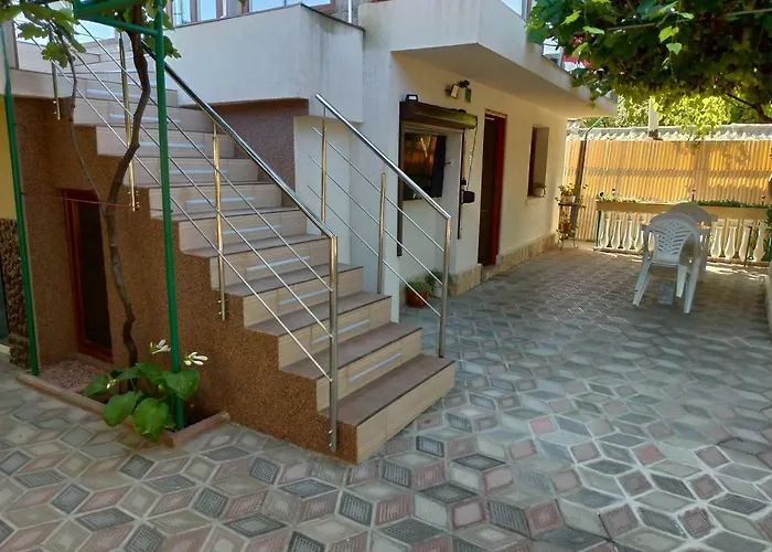 Casa Elena Gasthuis Două Mai